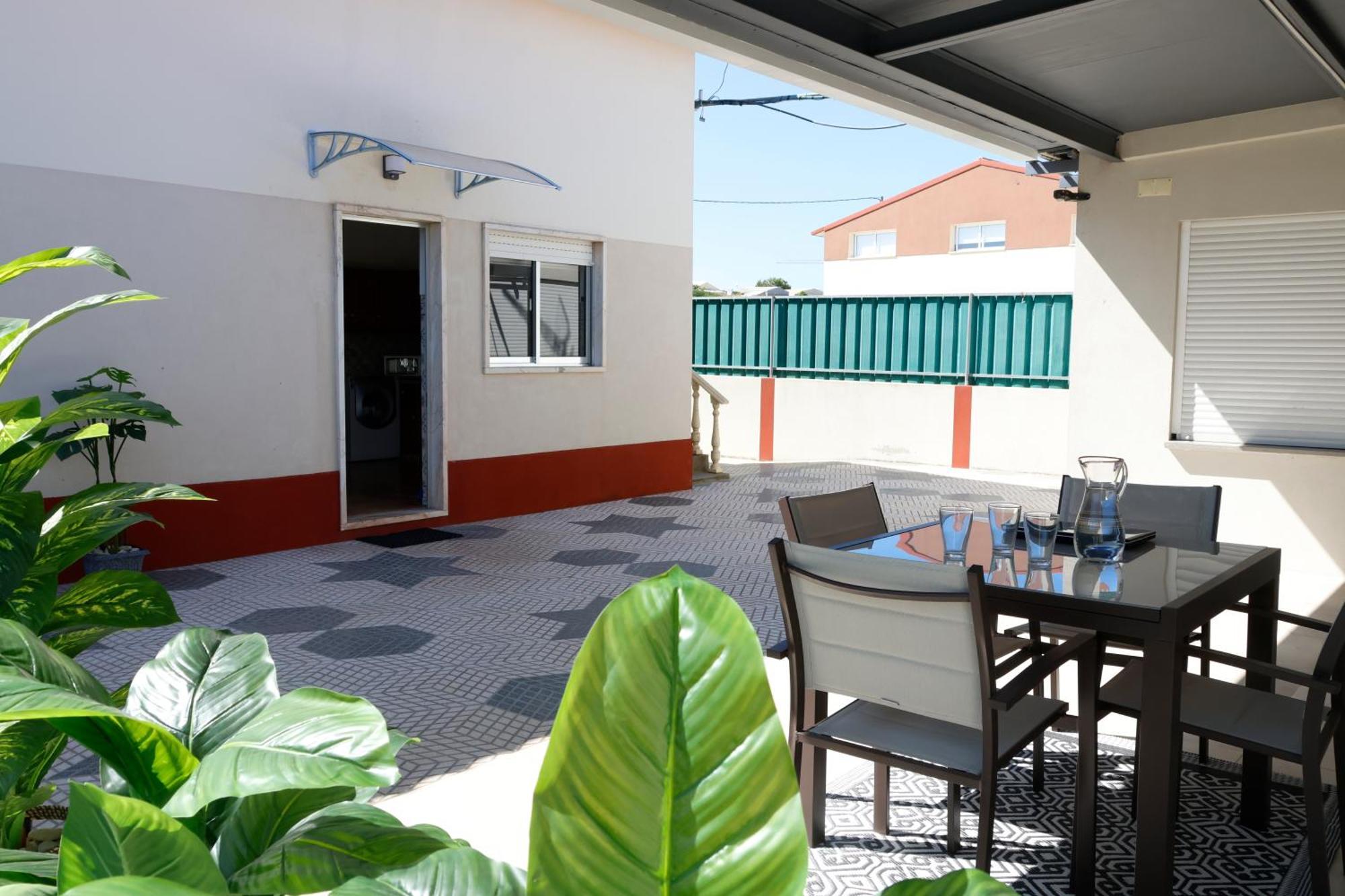 *Private Outdoor Area* 300M-Beach, Swing/No Stairs Sao Martinho do Porto Εξωτερικό φωτογραφία